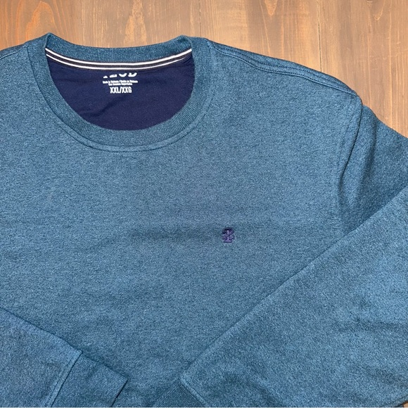 IZOD mens emerald crewneck - Picture 3 of 5